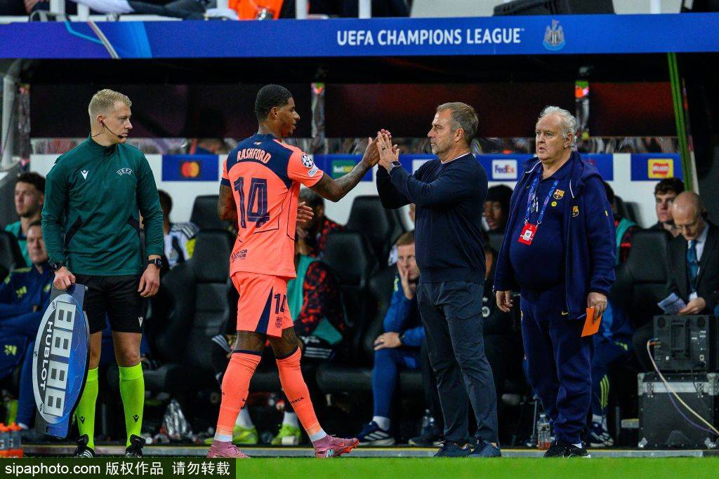 巴萨新援首秀闪耀：乔安·加西亚与拉什福德双星齐辉